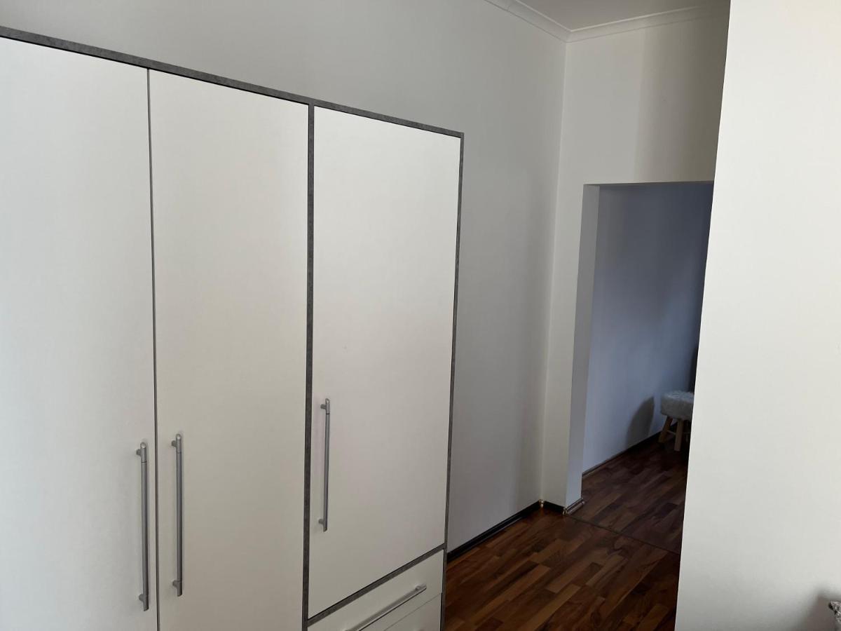Schone Kleine Wohnung Mit Terrasse Nahe Centro Ομπερχάουζεν Εξωτερικό φωτογραφία